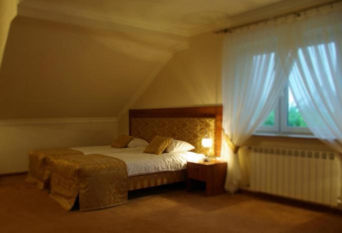 Villa Anna Tarnobrzeg Oda fotoğraf